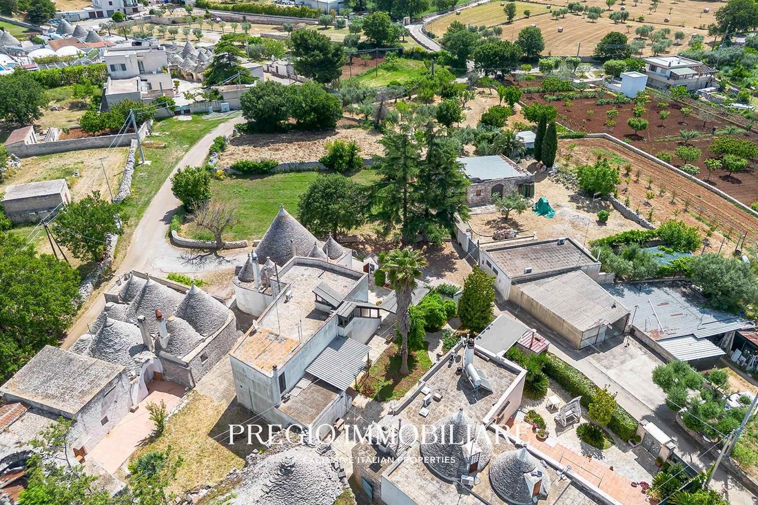 Chalet in Alberobello, Apulia, Italy 4 - 16724561