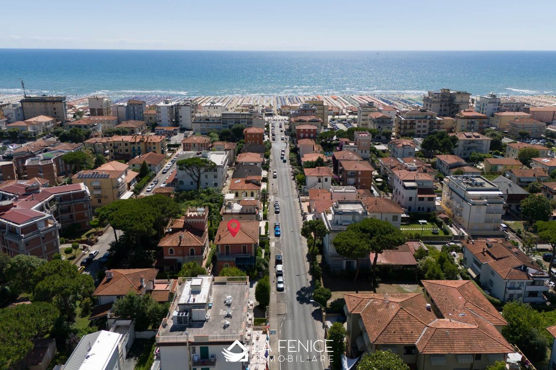 Apartment in Capezzano Pianore, Camaiore, Tuscany 4 - 16723927