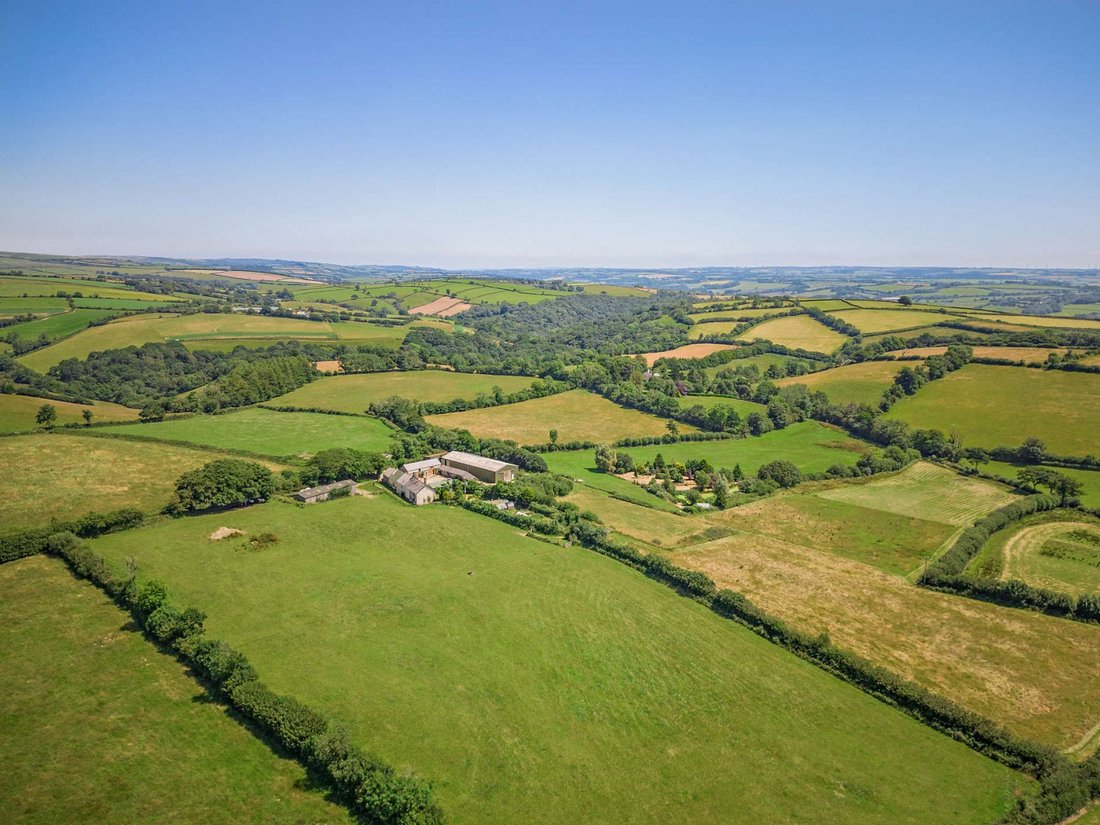 House in North Molton, England 2 - 16720607