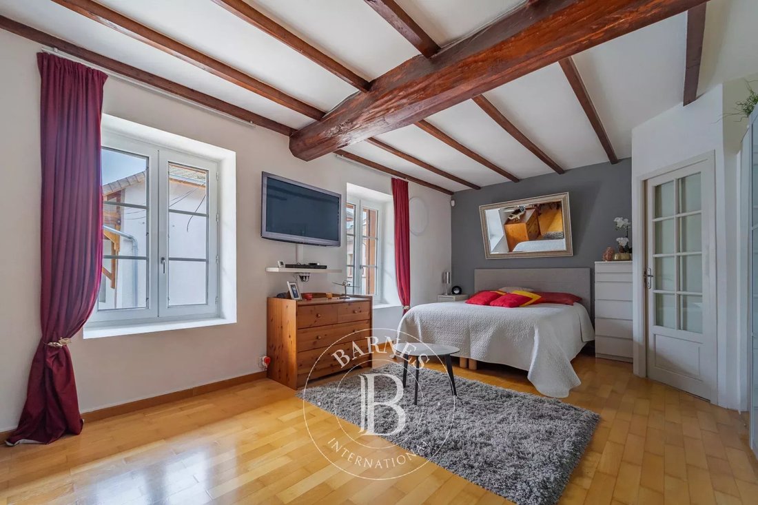 Farm Ranch in Oiselet la Grive, Bourgoin-Jallieu, France 2 - 16721554