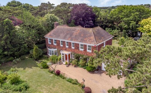 House in St Margarets Bay, Saint Margarets Bay, England 1