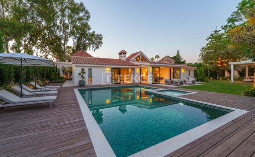 Villa in Nueva Andalucia, Marbella, Spain 1