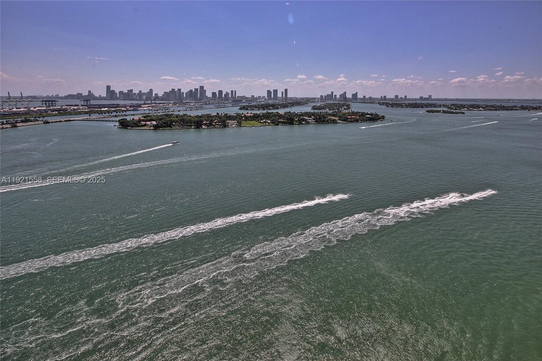 Condo in Miami Beach, Florida, United States 5 - 16703900