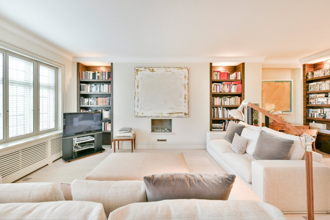 Apartment in Brompton, Kensington And Chelsea, England 1 - 16720664
