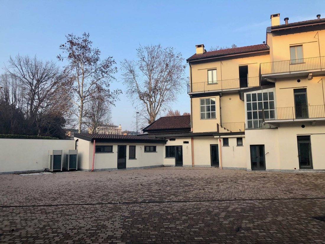 Cazzaniga, Monza, Lombardy 4 - 16722322
