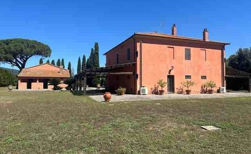 Magliano in Toscana, Tuscany, Italy 1