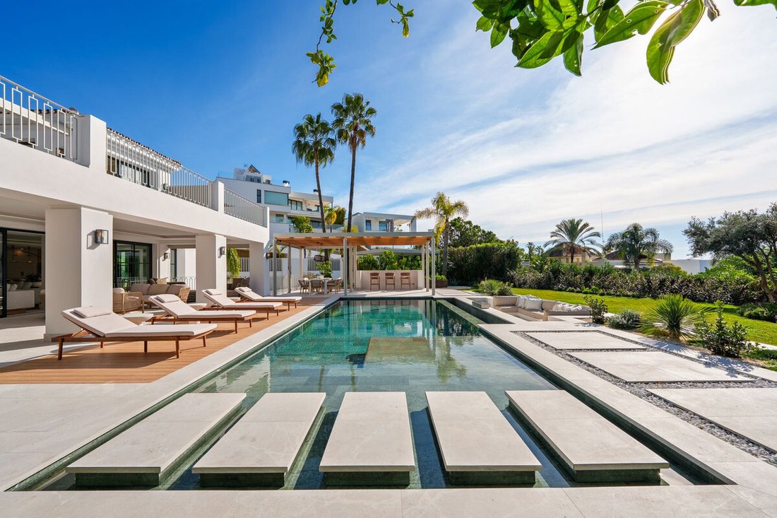 Villa in La Quinta, Benahavis, Andalusia 3 - 16707161