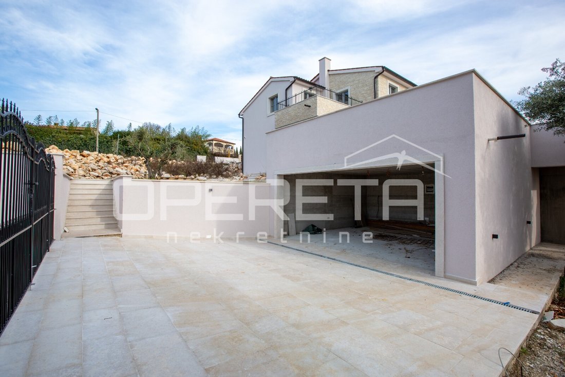 House in Sveti Lovrec Pazenaticki, Istria County, Croatia 3 - 16725555