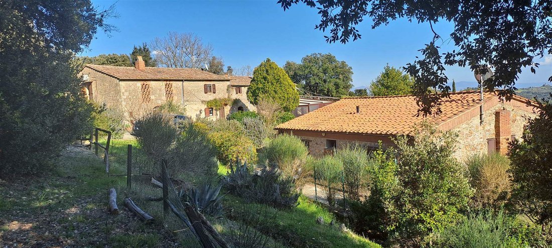 Estate in Sassofortino, Tuscany, Italy 4 - 16723720