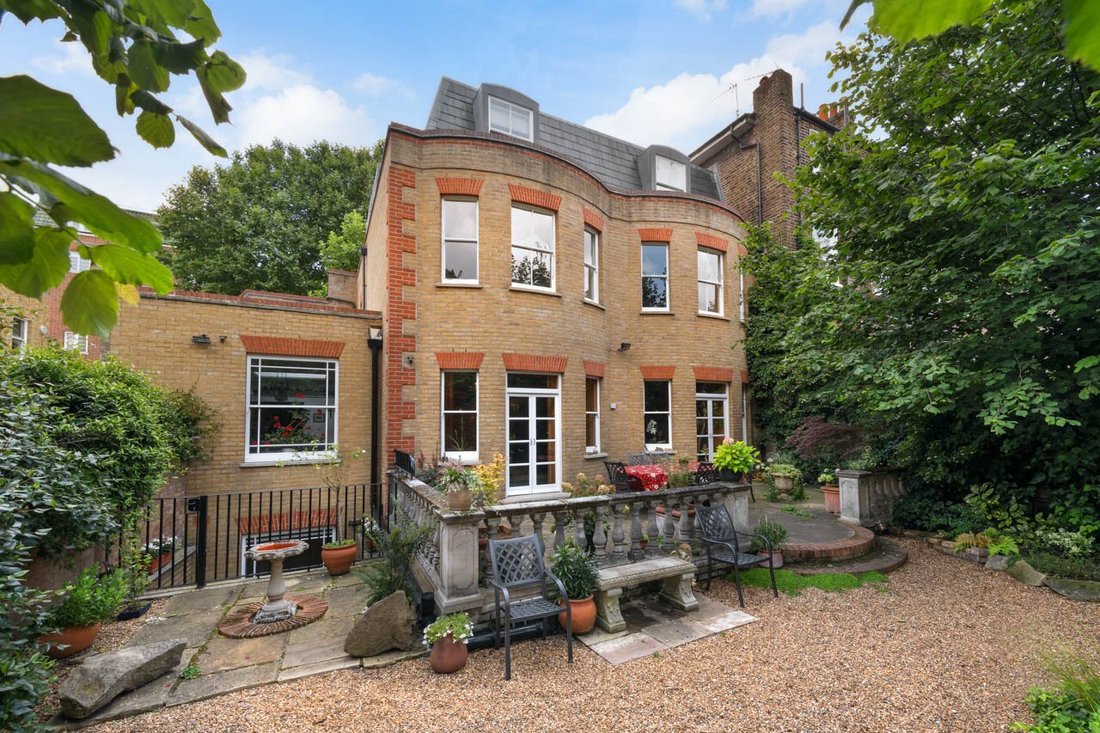 House in Campden Hill, Kensington And Chelsea, England 1 - 16720345