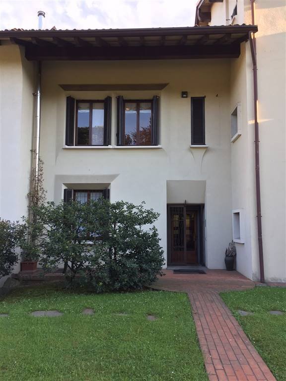 Villa in Saint Lucia, Bergamo, Italy 2 - 16721798
