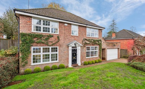House in Tatling End, Gerrards Cross, England 1