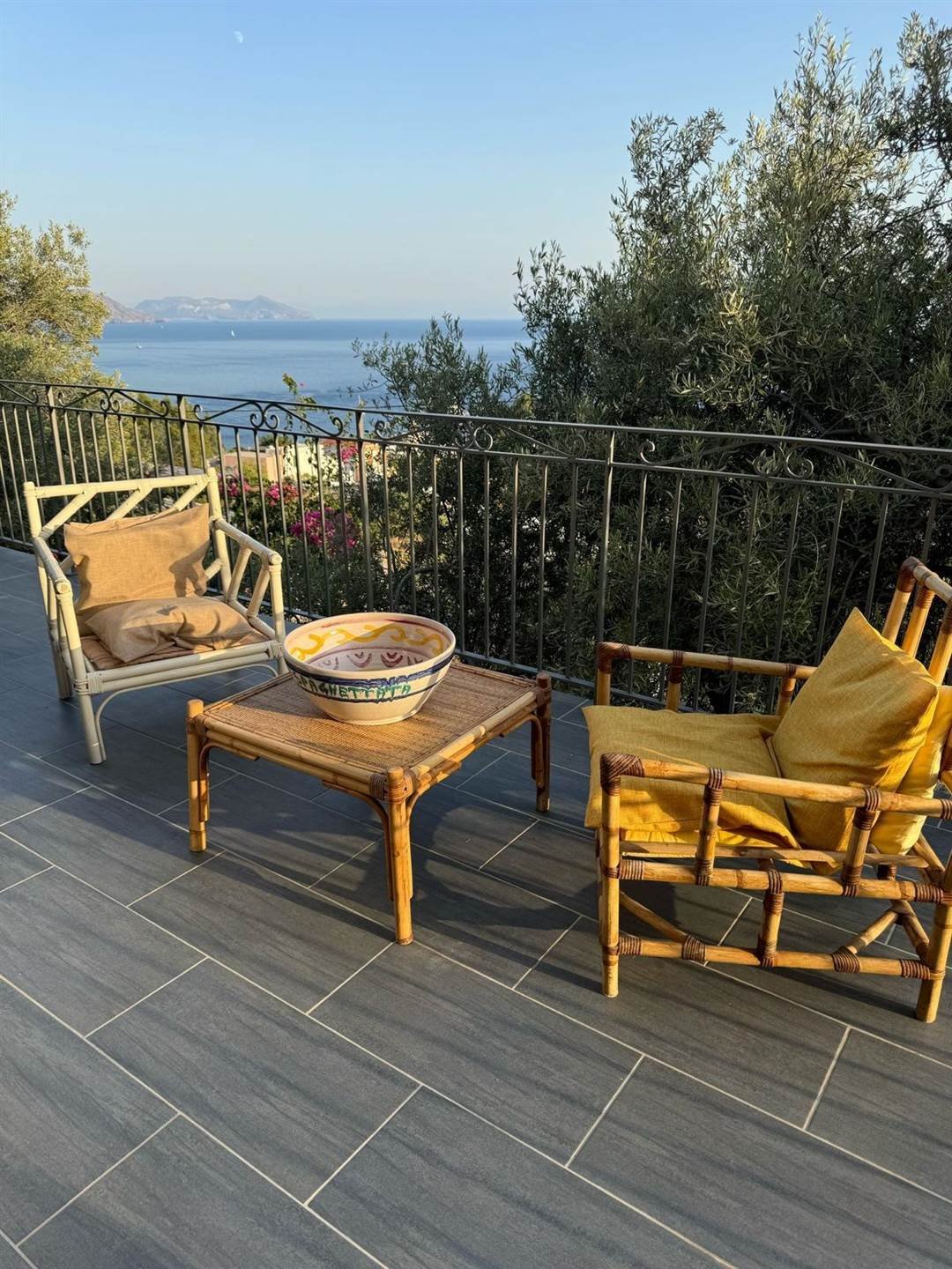 Andere in Leni, Sizilien, Italien 5 - 16722351