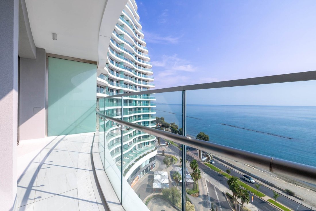 Apartment in Germasogeia, Limassol, Cyprus 1 - 16725642