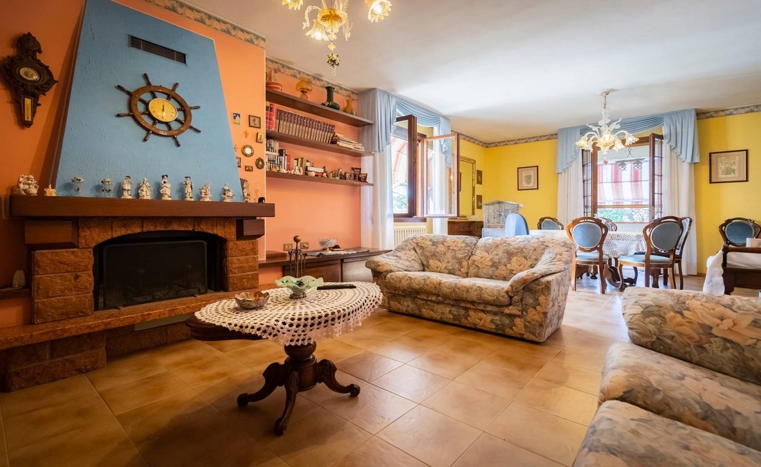 House in Campogalliano, Emilia-Romagna, Italy 1 - 16723432