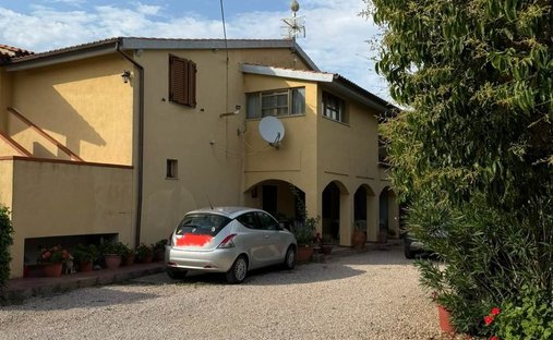 Maisons de campagne à Manciano, Toscane, Italie 1