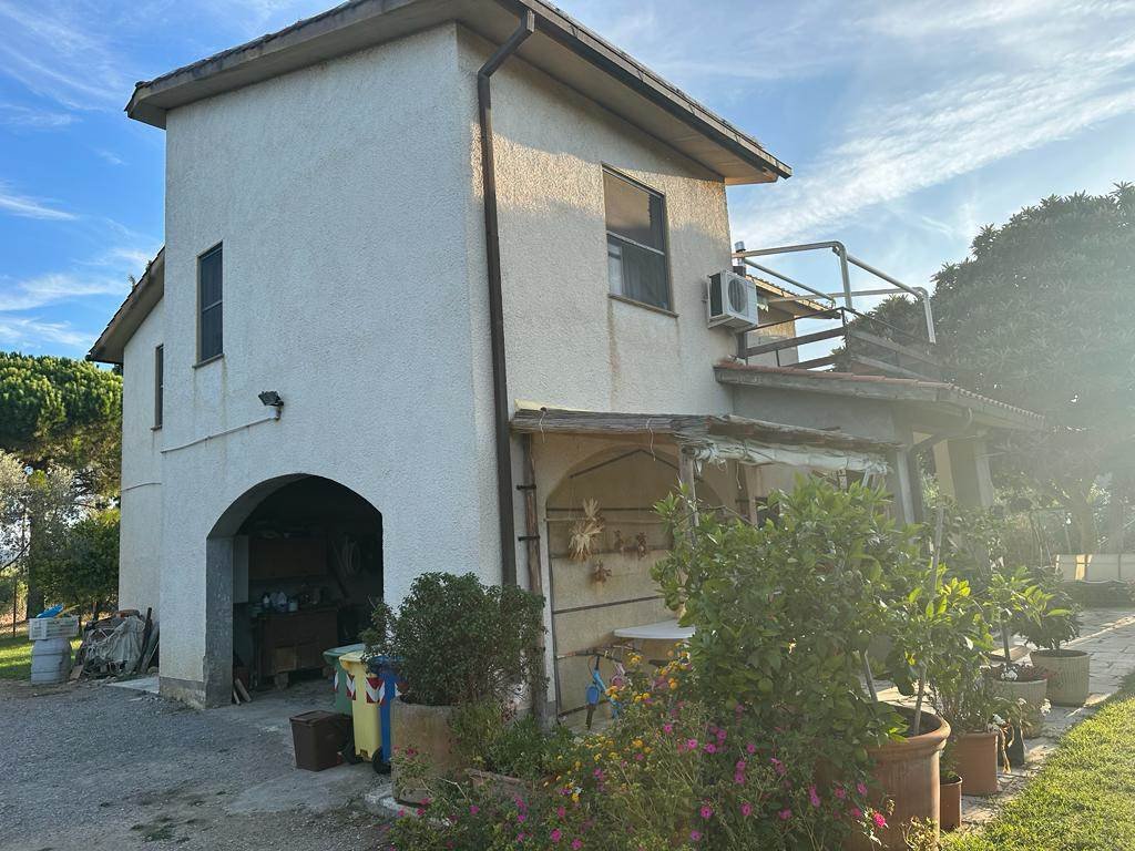 Country House in Magliano in Toscana, Tuscany, Italy 3 - 16724631