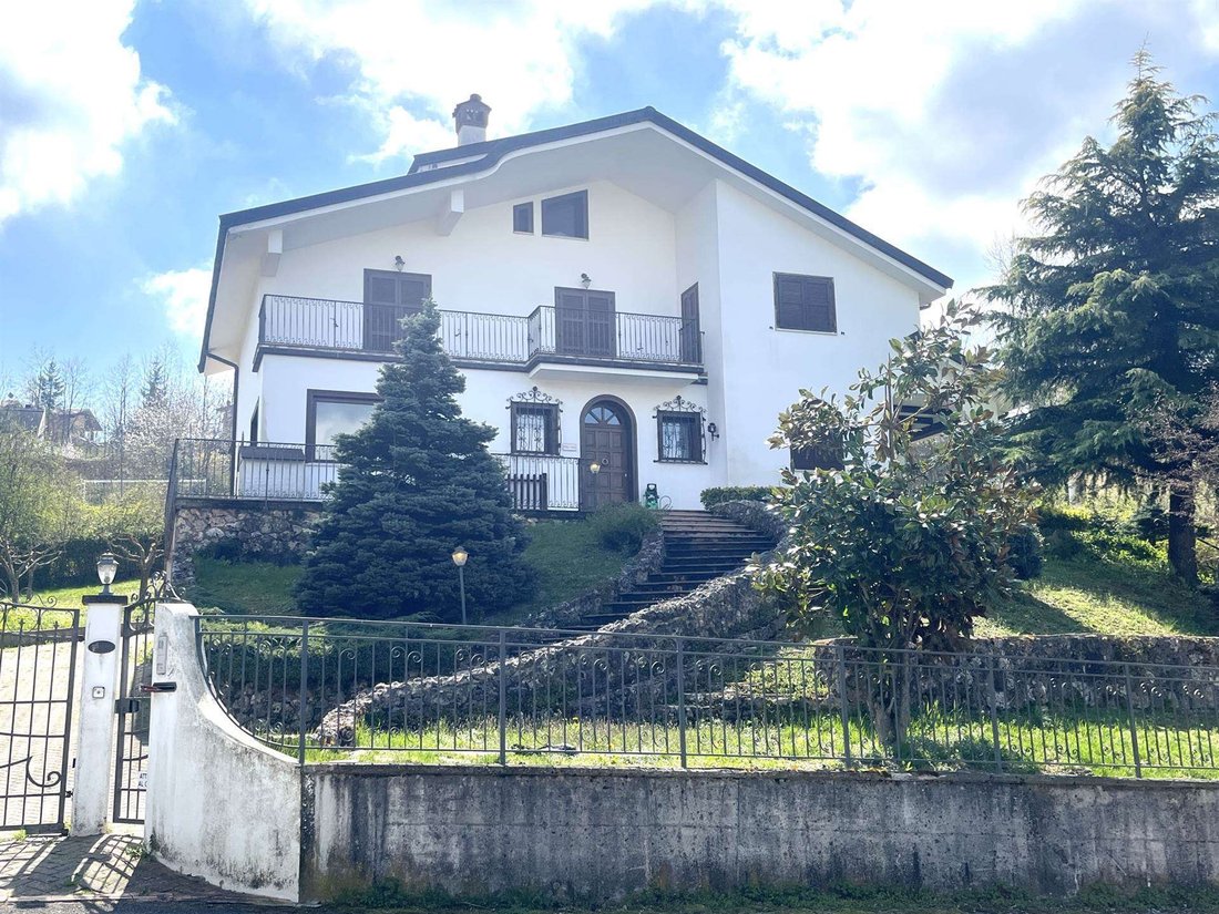 Villa in Pavullo Nel Frignano, Emilia-Romagna, Italy 4 - 16723917