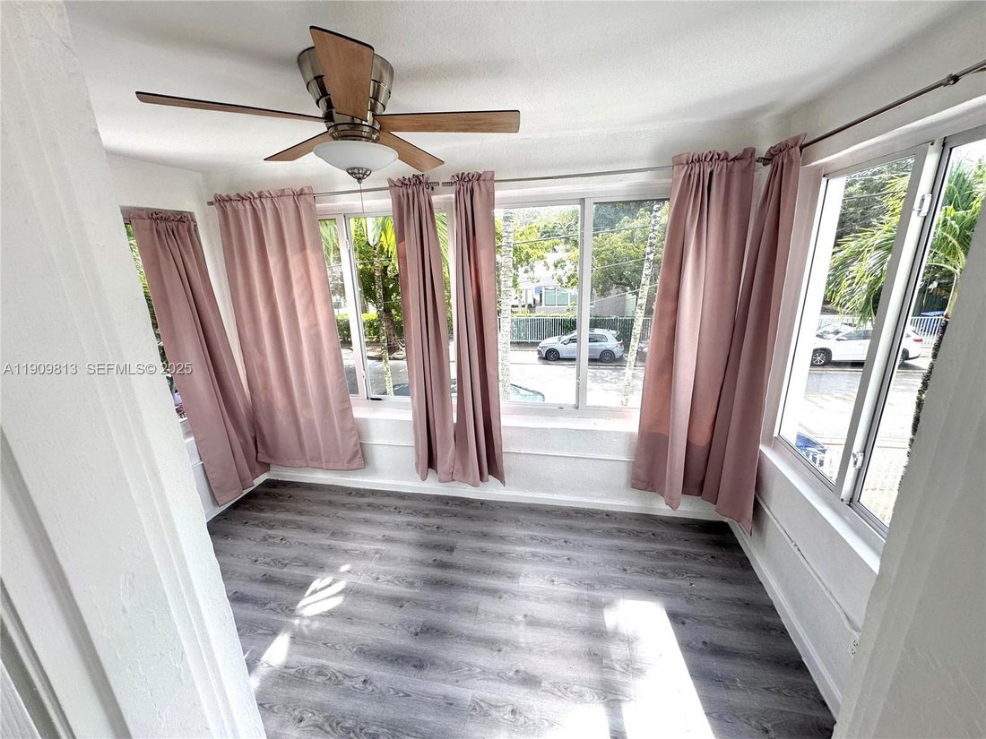 Apartment in Miami, Florida, United States 5 - 16637229