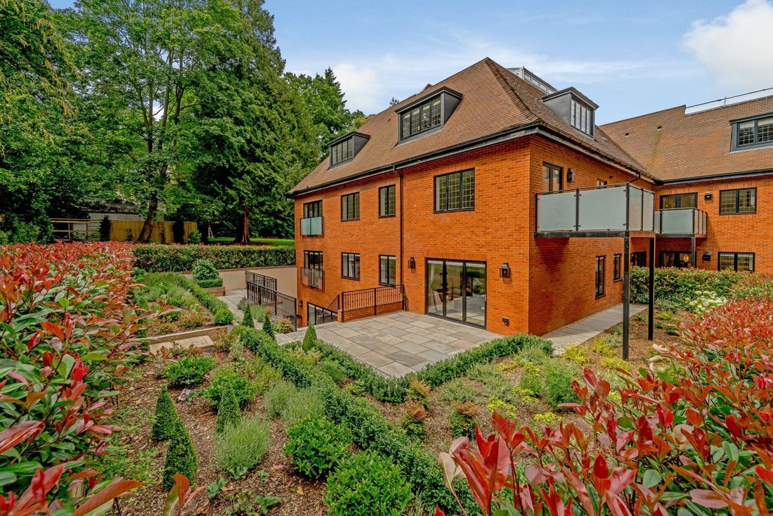 Apartment in South Ascot, England 4 - 16720120
