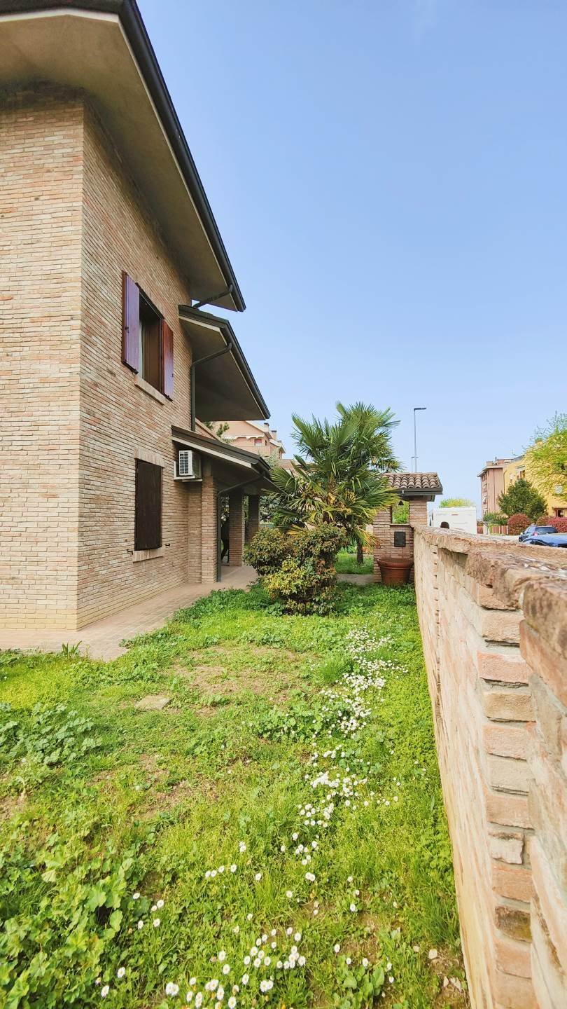 Villa in Formigine, Emilia-Romagna, Italy 3 - 16722961