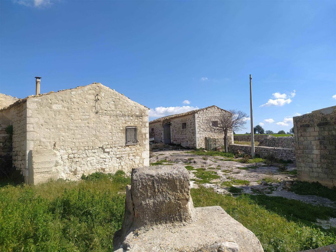 Campagna Sciclitana, Scicli, Sicily 1 - 16723303