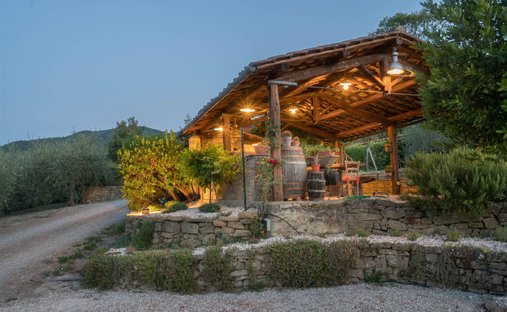 Millennial Castle In The Hills Of Arezzo