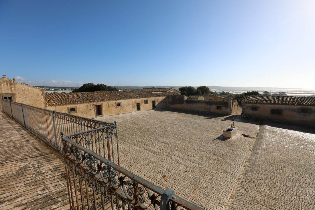 Villa in Scicli, Sicily, Italy 2 - 16723592