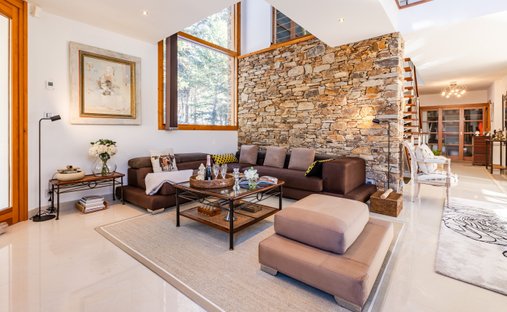 House in La Salle-les-Alpes, Provence-Alpes-Côte d'Azur, France 1