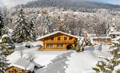 House in Arbaz, Valais, Switzerland 1