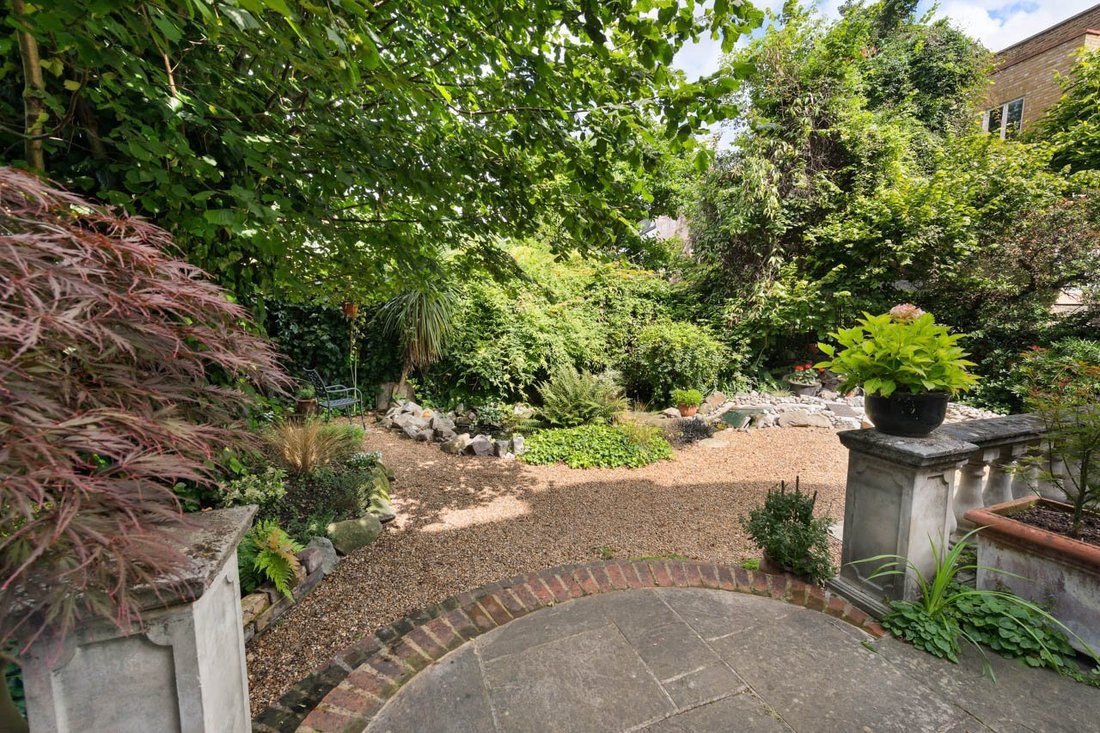 House in Campden Hill, Kensington And Chelsea, England 2 - 16720345