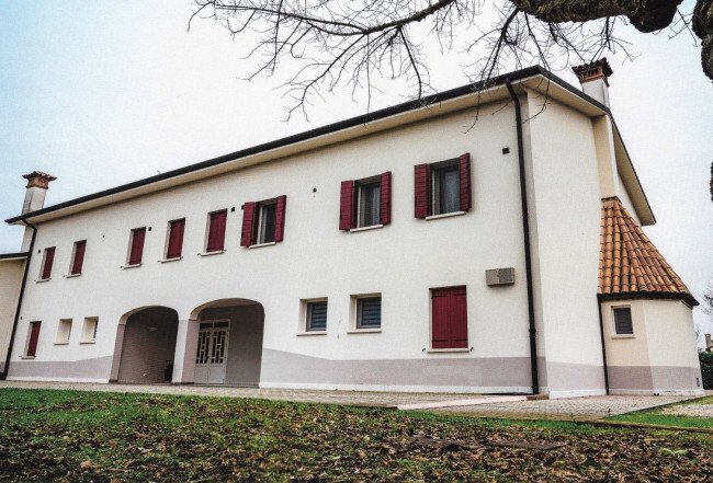 House in Cathedral - Piazza dei Signori, Treviso, Italy 2 - 16555584