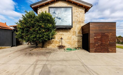 Villa in Salvaterra de Mino, Galicia, Spain 1