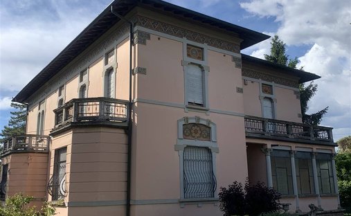 Villa in Caravaggio, Lombardy, Italy 1