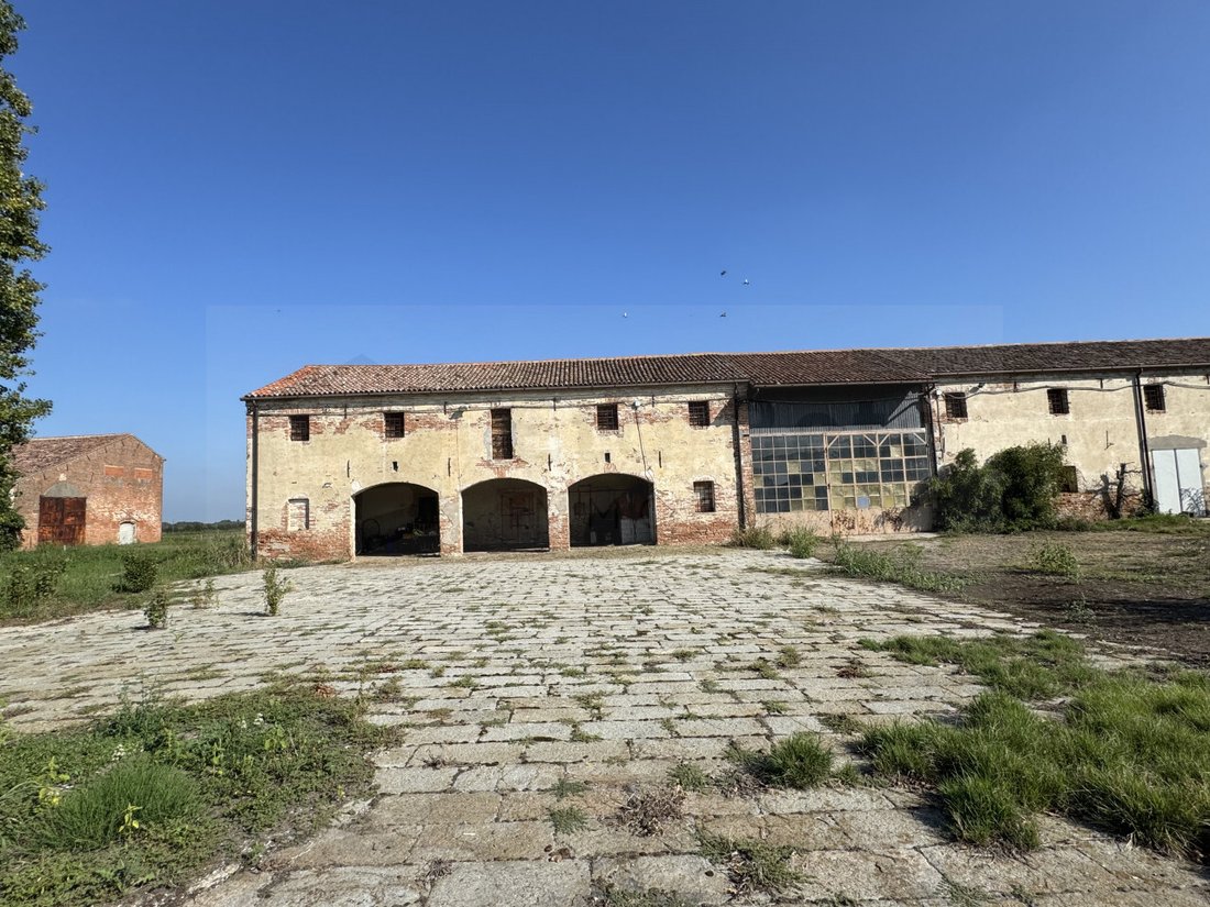 House in Conetta, Veneto, Italy 3 - 16726760