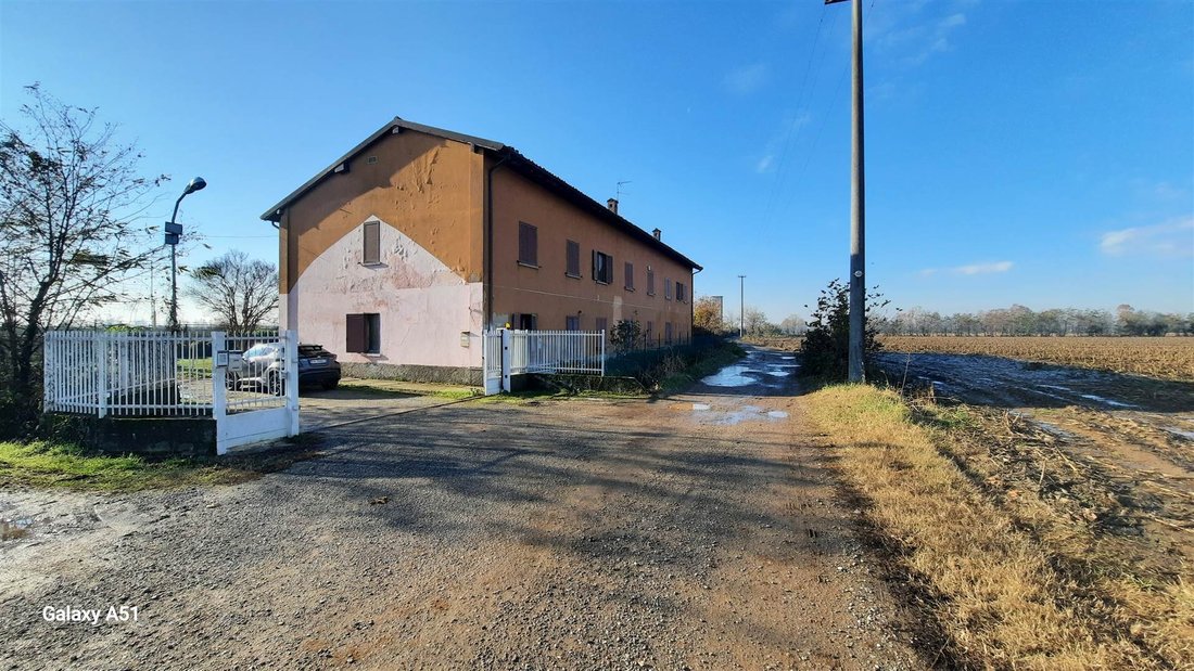 Land in East, Treviglio, Lombardy 1 - 16722470