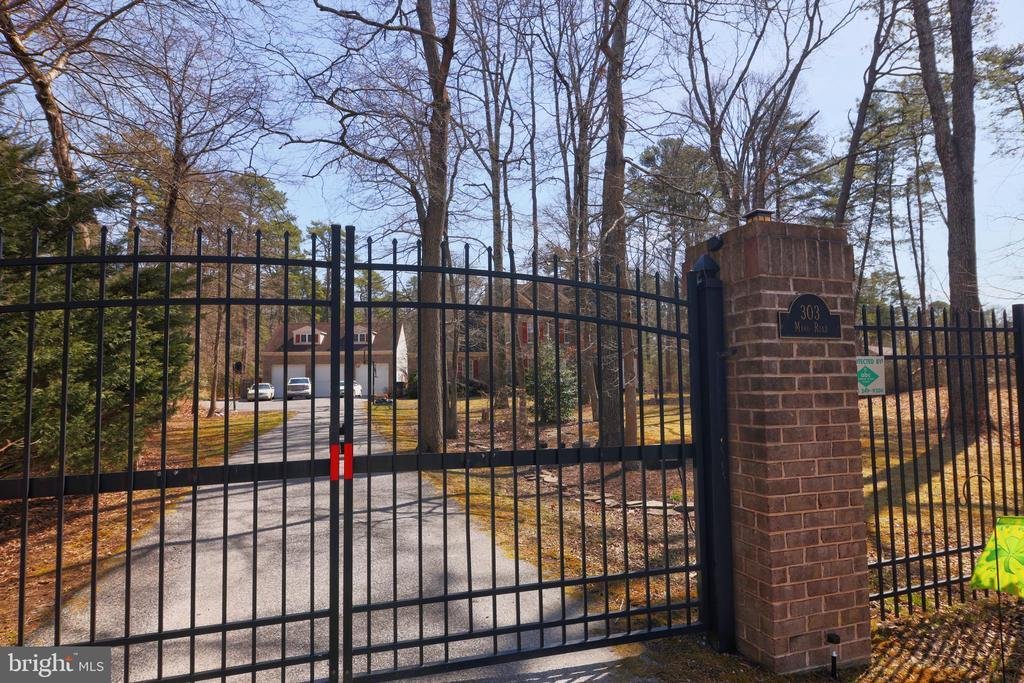 House in Pasadena, Maryland, United States 3 - 15677847