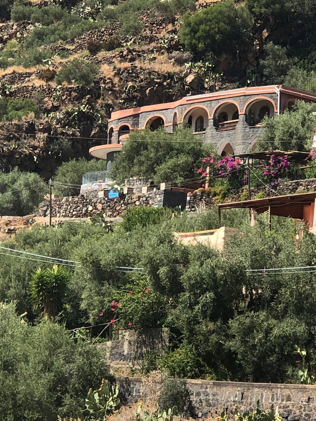 Andere in Leni, Sizilien, Italien 2 - 16722351