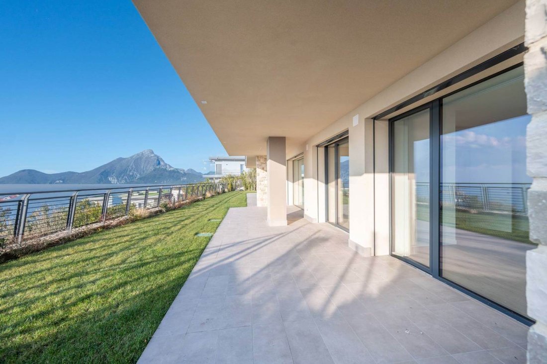 Apartment in Torri del Benaco, Veneto, Italy 1 - 16723170
