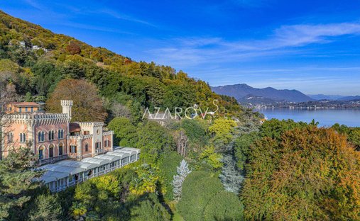 Castle for Sale in Lesa, Piedmont, Italy