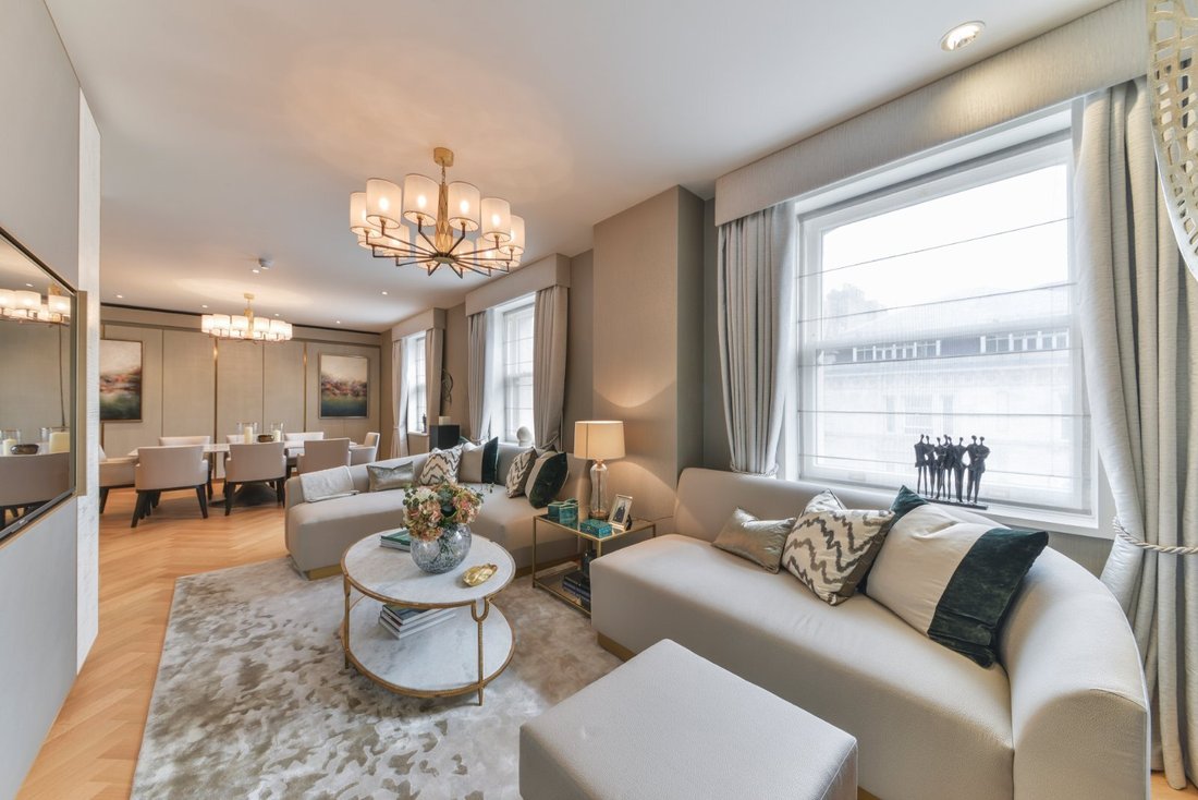 Apartment in South Kensington, Kensington And Chelsea, England 1 - 16720418