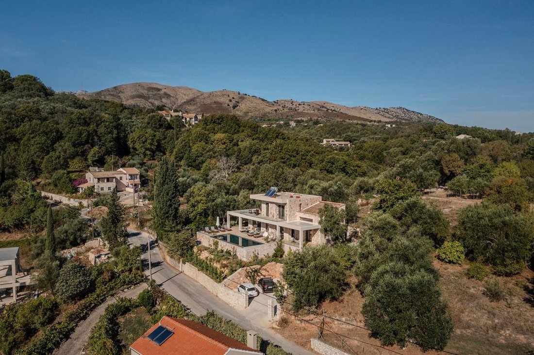 Villa in Corfu, Peloponnese, Western Greece and the Ionian, Greece 2 - 16724284
