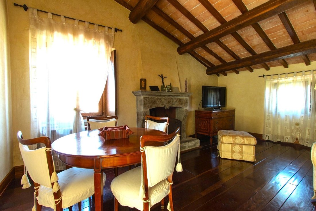 château à Todi, Ombrie, Italie 2 - 16725175
