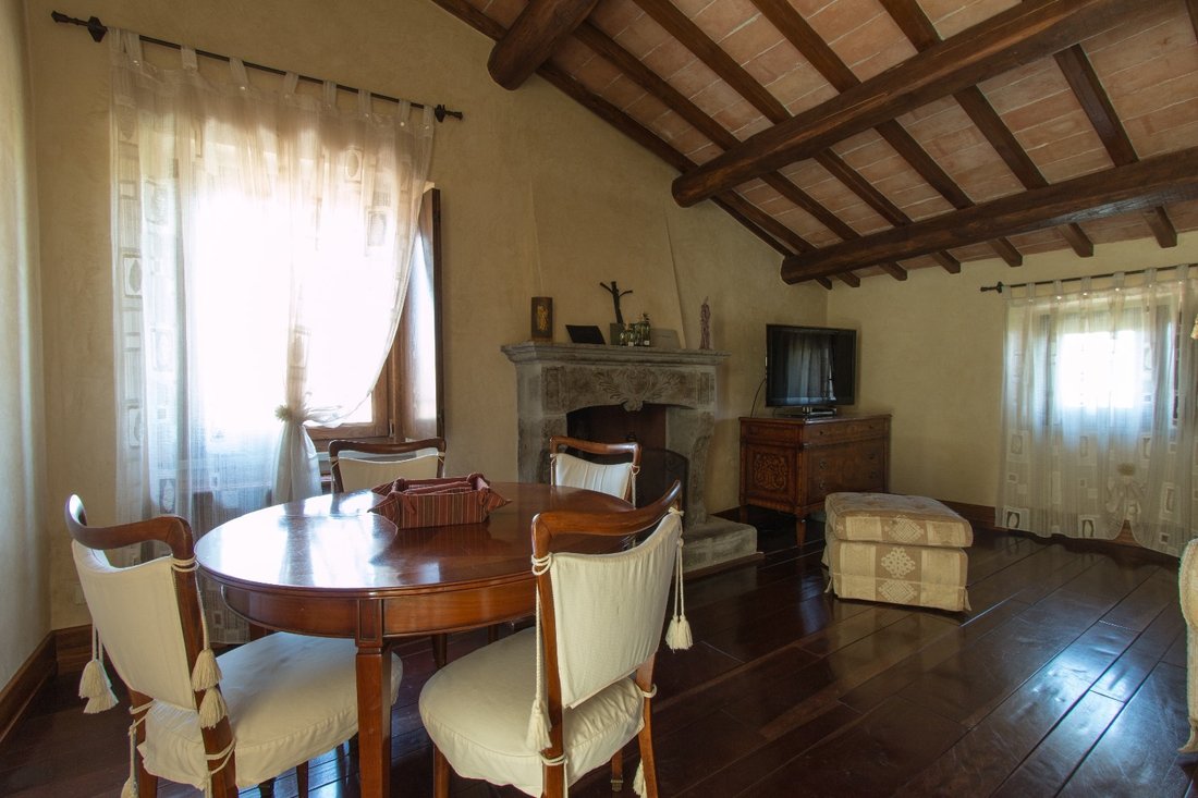 château à Todi, Ombrie, Italie 4 - 16725175