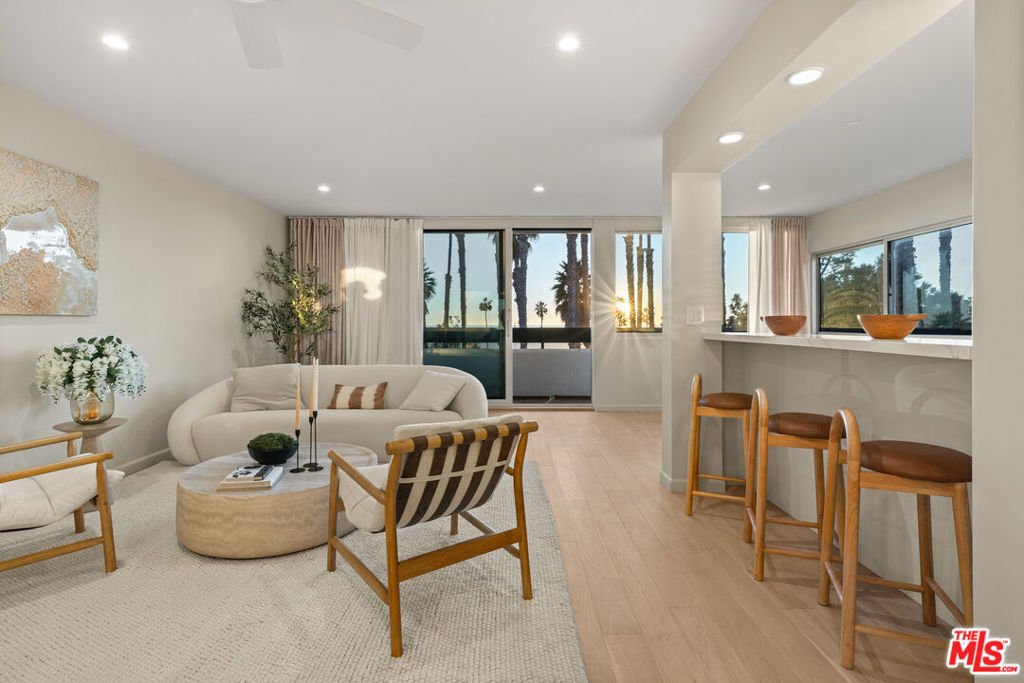 Condo in Santa Monica, California, United States 1 - 16728271