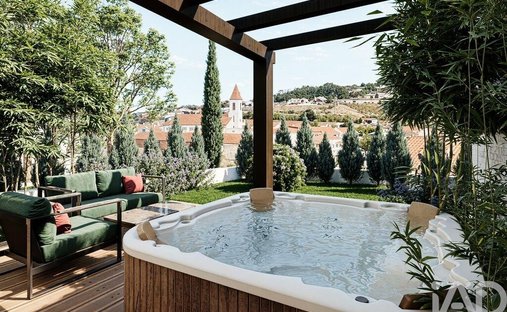 Townhouse in Alcobaca e Vestiaria, Leiria District, Portugal 1