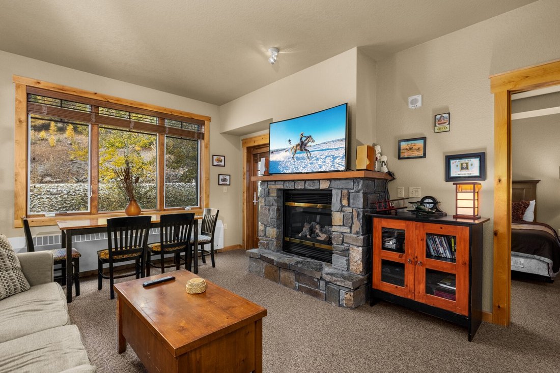 Condo in Whitefish, Montana, United States 5 - 16728692