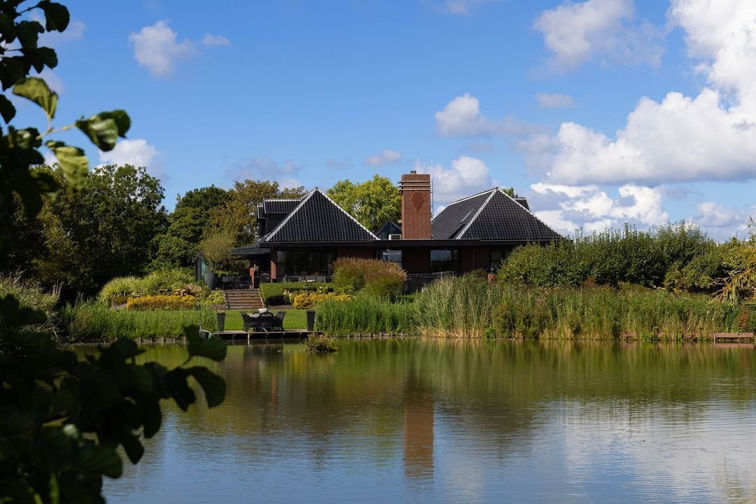 Villa in Burgerbrug, North Holland, Netherlands 2 - 16728721