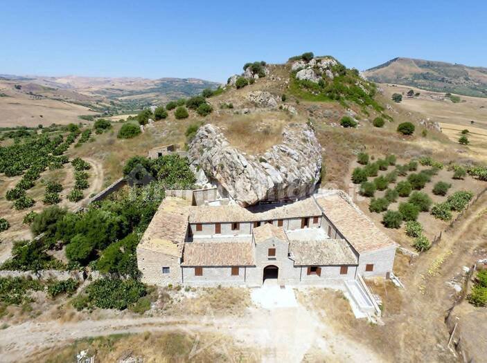 Country House in Roccapalumba, Sicily, Italy 1 - 16728752