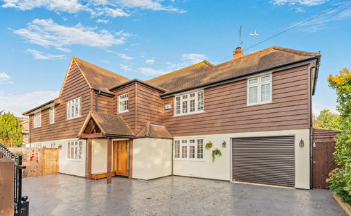 House in Englefield Green, Windsor, England 1